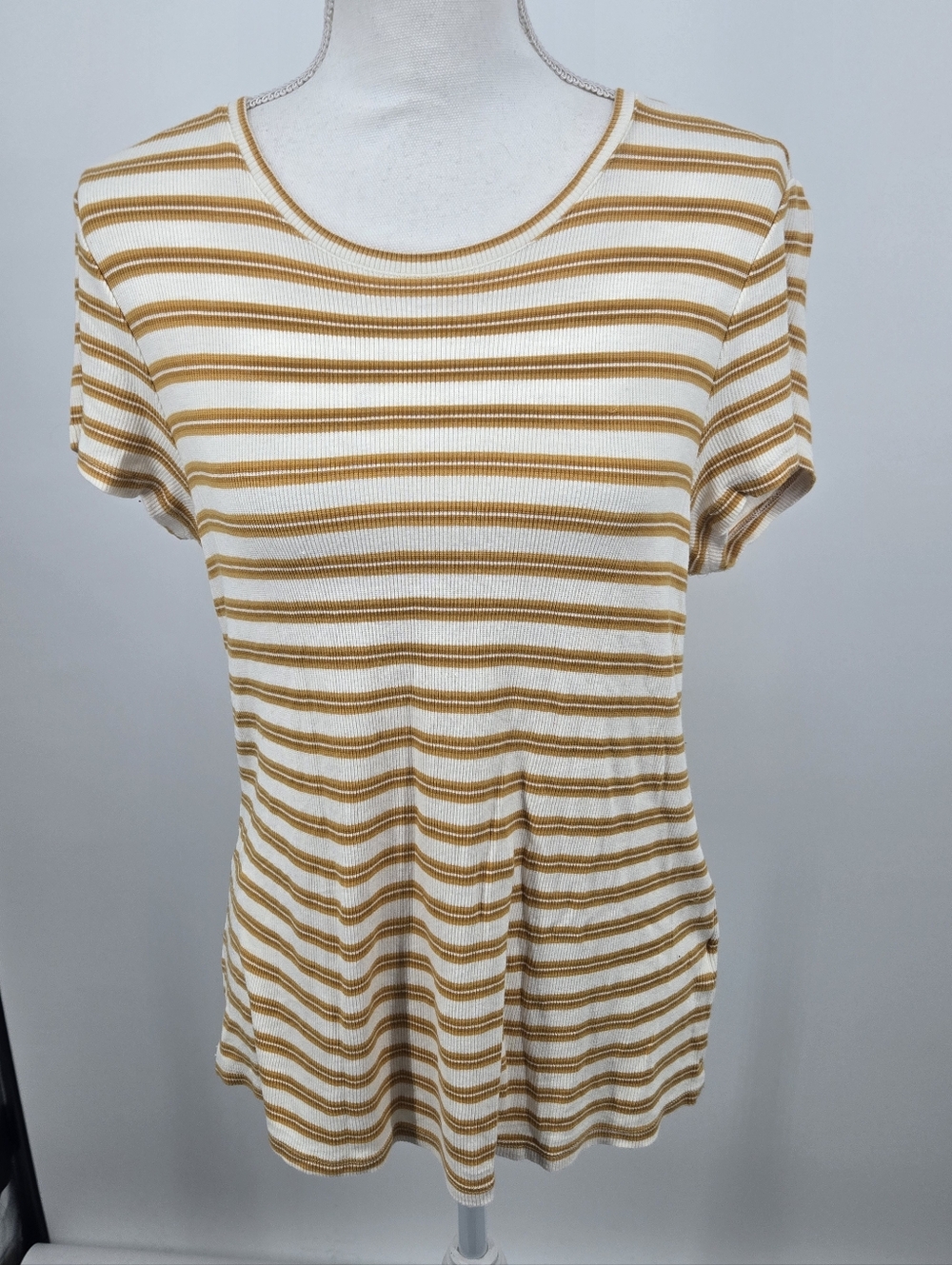 Liverpool Mustard Yellow and White Ribbed Striped Tee Large (7850)